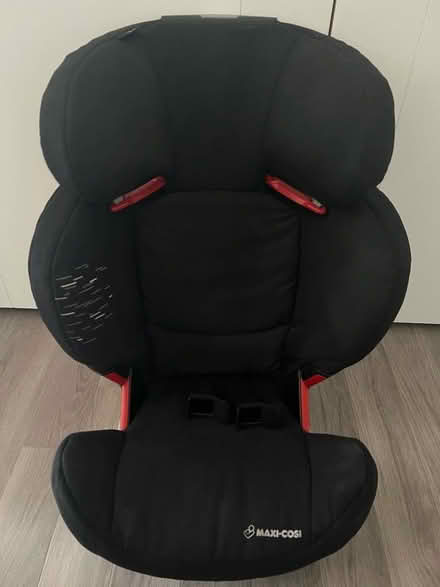 Photo of free Child car seat (Lewisham SE13) #1