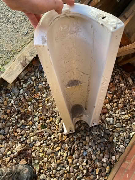 Photo of free Basin stand (Exeter EX2 7) #2