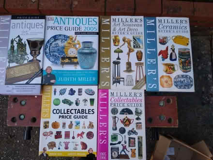 Photo of free Books on Antiques (Haywood RG12) #1