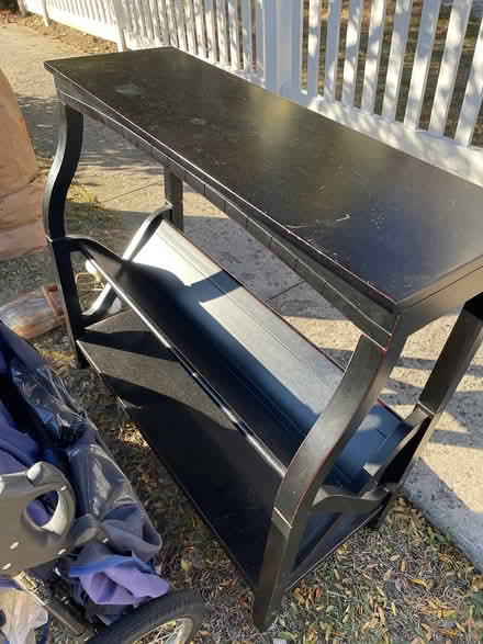 Photo of free Hallway table curbside (Mount Vernon) #1
