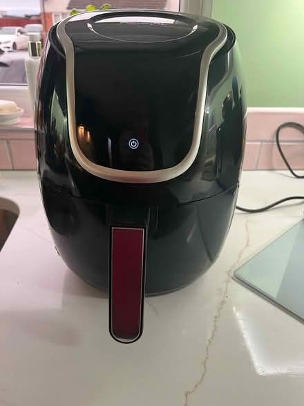 Photo of free Air fryer (Cowie FK7 7) #3