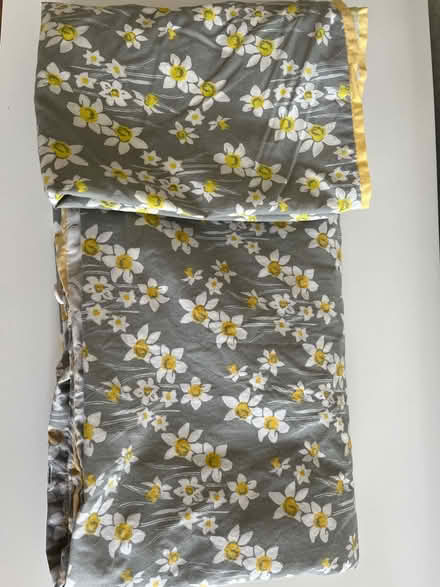 Photo of free Single duvet cover and pillowcase (SE9) #1