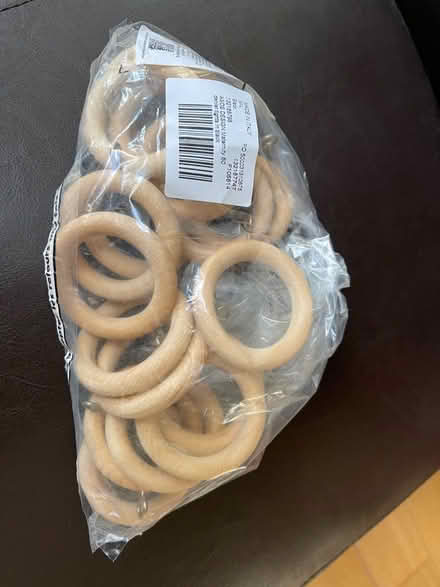 Photo of free Lampshade, Curtains and Curtain Rings (Selsdon CR2) #4