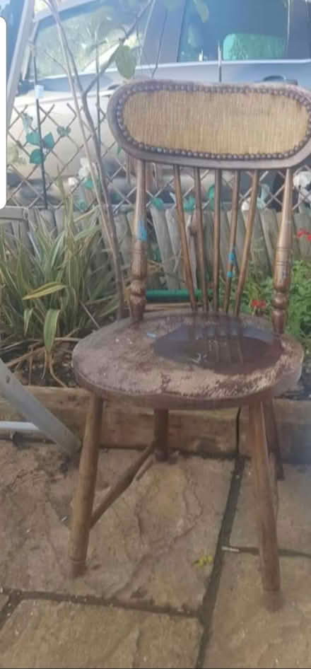Photo of free Old style chair (Stevenage SG2) #1