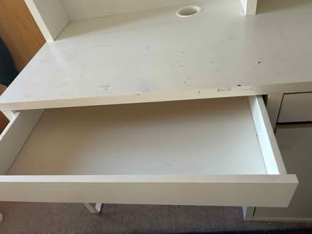 Photo of free Desk (IG8 7RB) #4