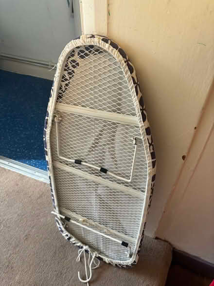 Photo of free Mini iron board (SE24) #2