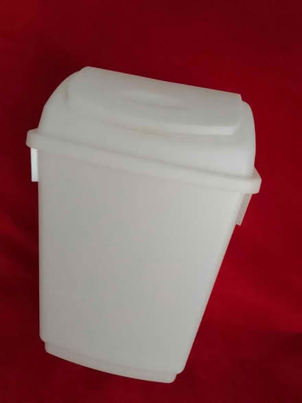 Photo of free small bin (Scotstoun, Glasgow) #1