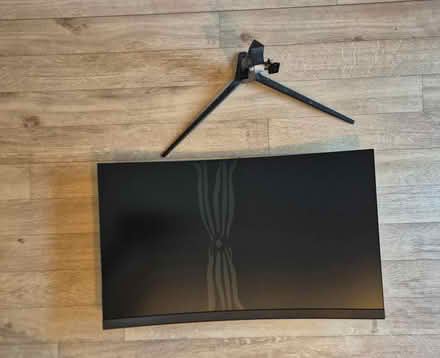 Photo of free Msi Curved 32in Monitor/tv parts (BR8) #3