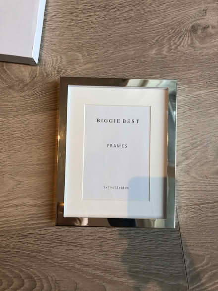 Photo of free Photo frame (standing) (Honor Oak SE23) #1