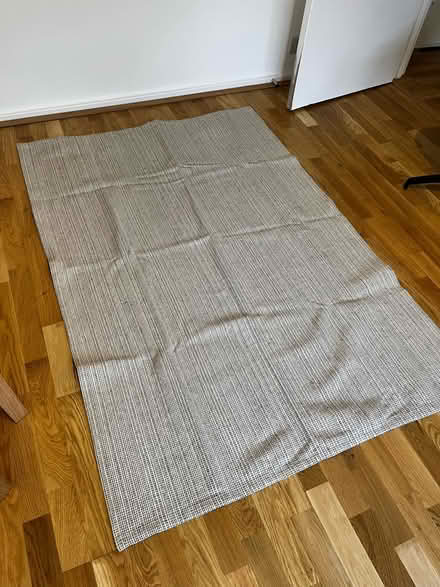 Photo of free IKEA rug (SW17) #1