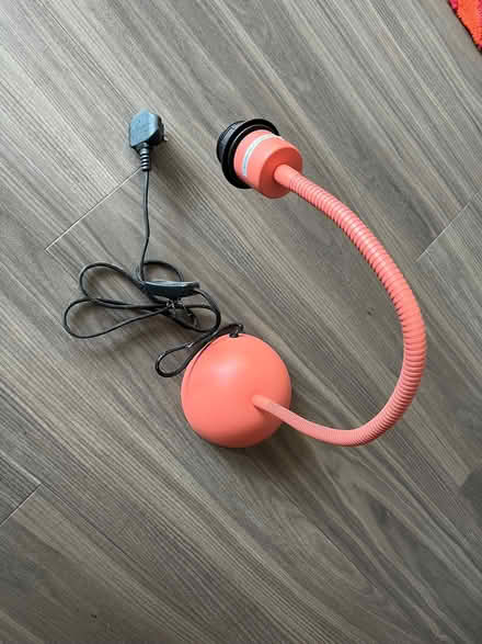 Photo of free H&M lamp base and lampshade (islington N1) #2