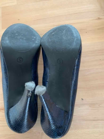 Photo of free Women shoes high heels (TW2) #3