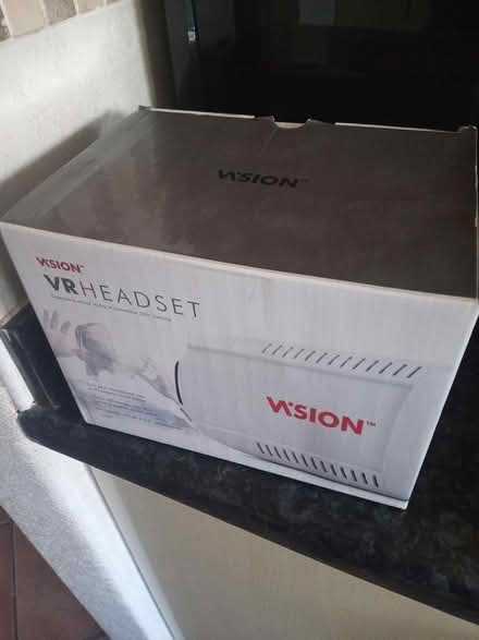 Photo of free Vision vr headset (CV4) #1