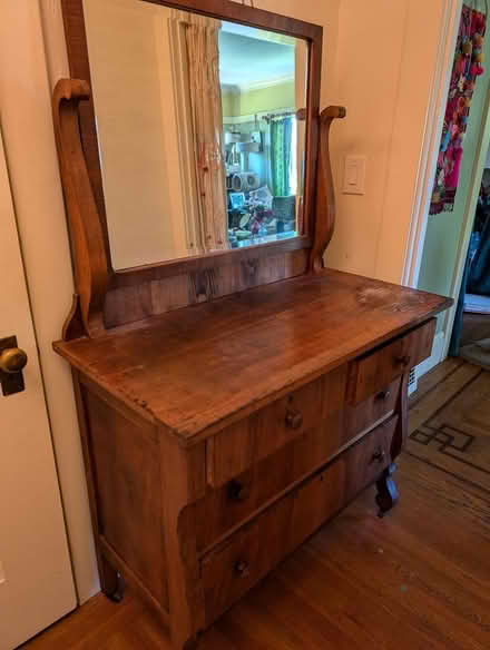 Photo of free Victorian Dresser (Piedmont Avenue) #1