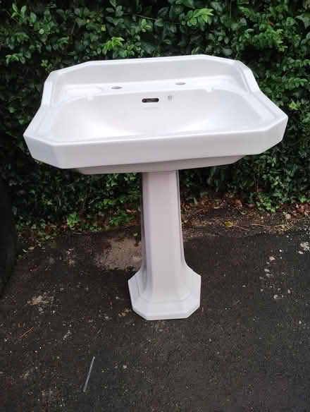 Photo of free Heritage Bathroom Sink (Pembrey SA16) #1