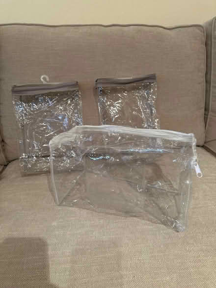Photo of free 10 zippered storage bags (North Los Altos) #3