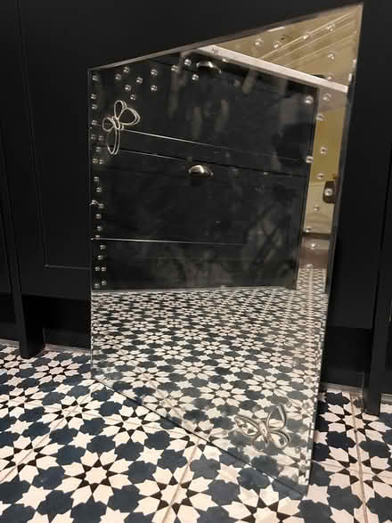 Photo of free Mirror with butterfly decoration (Hampden Park) #1