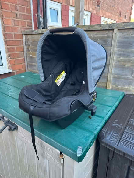 Photo of free Baby carier (B29) #3