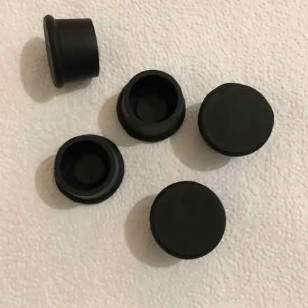 Photo of free 6 x black silicone bottle caps (wine & beer) (Oldfield Park) #1