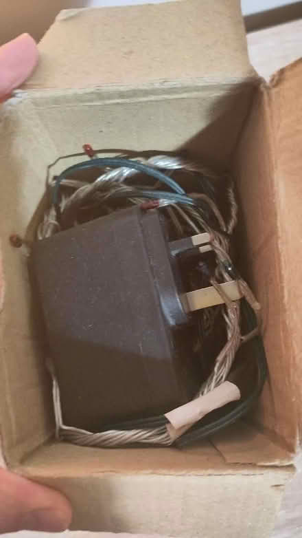 Photo of free String lights, not working (Kendal LA9) #3