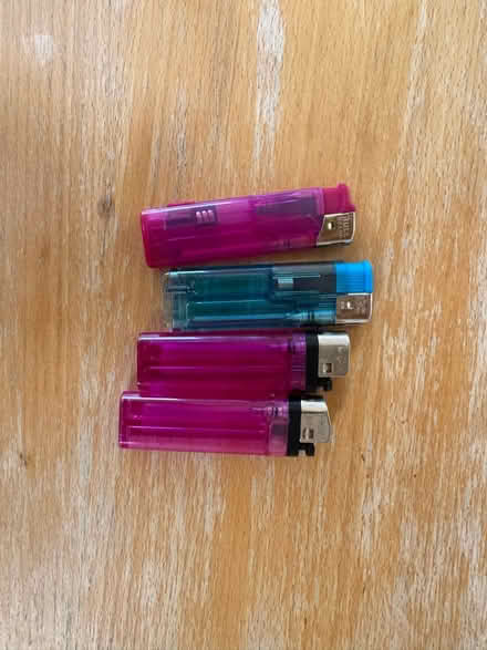 Photo of free 4x Lighters (Elephant & Castle SE1) #1