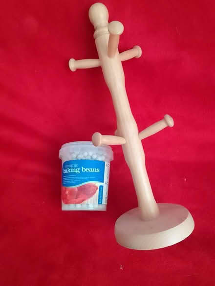Photo of free baking beads and mug tree (Scotstoun, Glasgow) #1