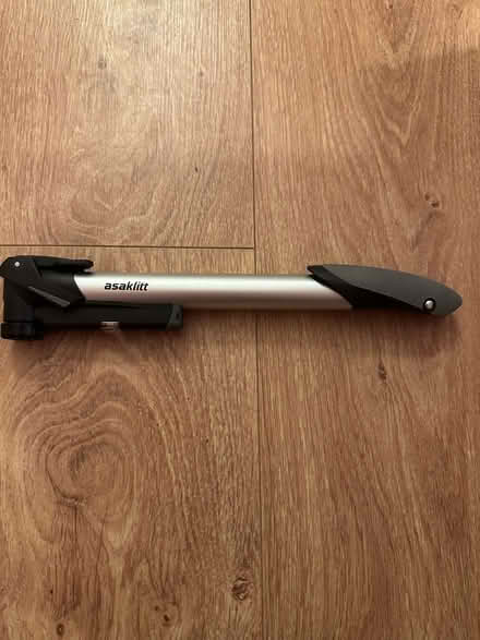Photo of free Bike pump & bike lock (Handforth, SK9) #3