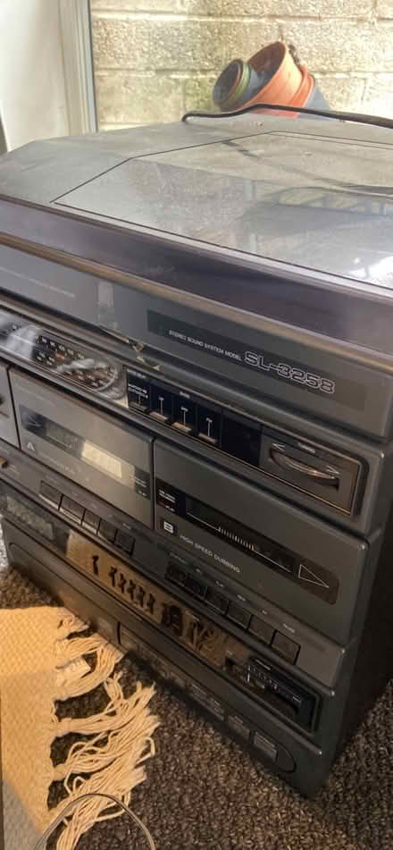Photo of free Toshiba Hifi (Chorlton M21) #1