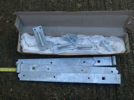 Photo of free Gate Hinges (Hassocks BN6) #4