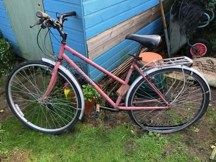 Photo of free Woman's bike (Headington OX3) #1
