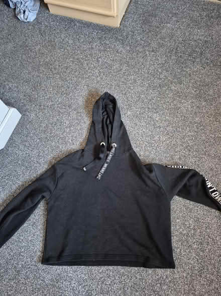 Photo of free Crop jumpers (CM3 Danbury) #4