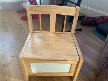 Photo of free Child’s table and chair (Thompsonville) #3