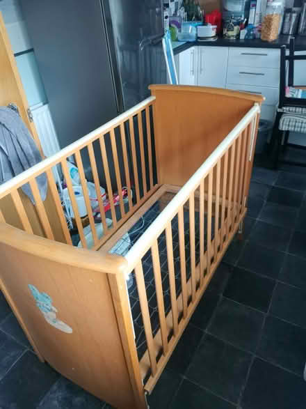 Photo of free Wooden cot (G21 balornock) #1