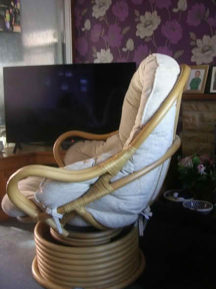 Photo of free Conservatory Swivel Chair (Hillmorton CV21) #1