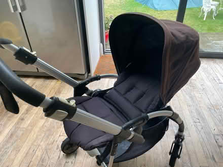 Photo of free Bugaboo bee pram for parts (CT10) #3