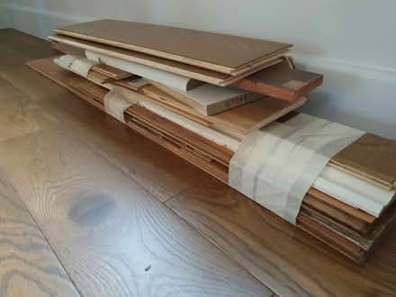 Photo of free Wood offcuts/ laminate flooring (Borough Underground SE1) #1