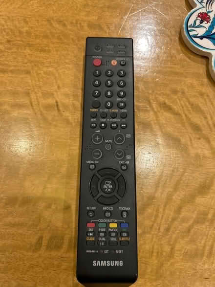 Photo of free TV remote control (Chiswick W4) #1