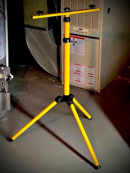 Photo of free Tripod for work lights (McCowan and Steeles) #1