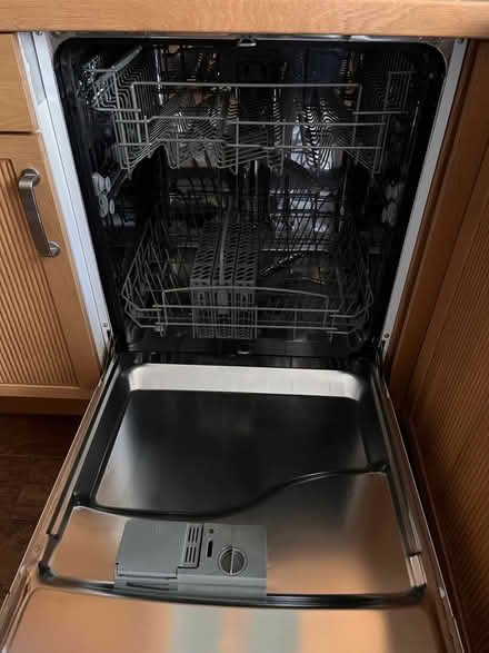 Photo of free Dishwasher integrated (Belper DE56) #4