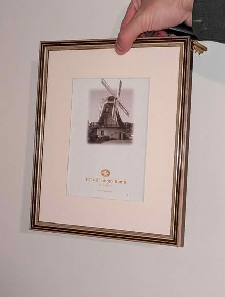 Photo of free 10x8 Frame with glass (CM12) #1