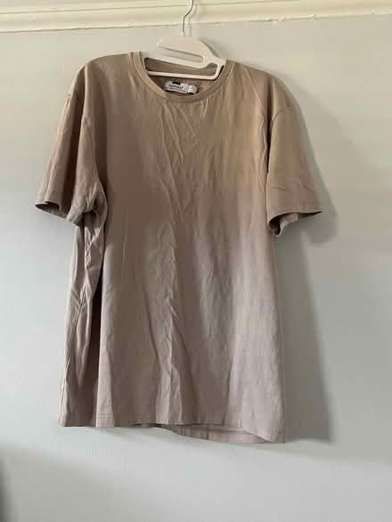 Photo of free 4 men’s T-shirts (Ashburton SE25) #4