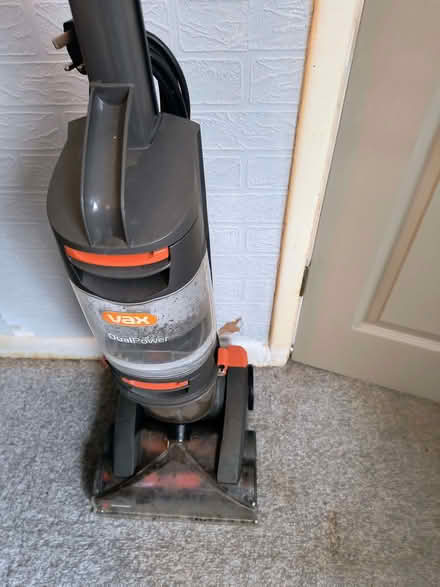 Photo of free 2 carpet cleaners (Herdings S14) #2