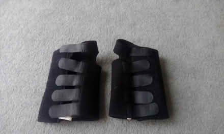 Photo of free wrist supports (Waterlooville) #1