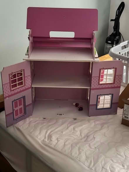 Photo of free Dolls house (Boughton Monchelsea ME17) #2
