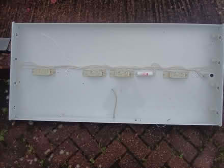 Photo of free Fluorescent lighting (Greenhill S8) #1