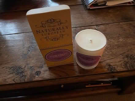 Photo of free Candle - Plum violet (Lyncombe) #1