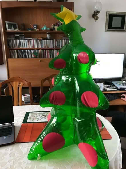 Photo of free Blow-up Christmas tree (Cookridge LS16) #1