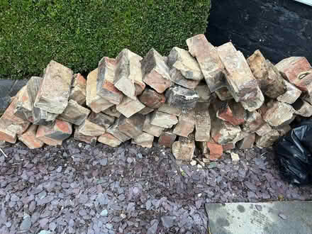 Photo of free Old bricks for rubble concrete base (Haldens AL6) #1
