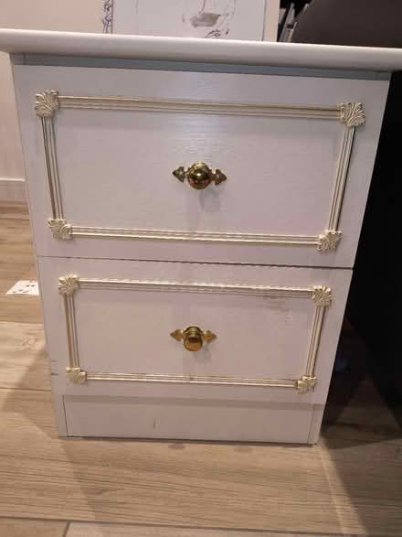 Photo of free Night stand drawers (Stoneleigh KT17) #3