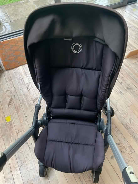Photo of free Bugaboo bee pram for parts (CT10) #1
